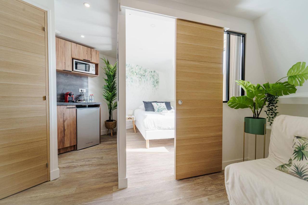 דירות Parisian Flat With Eiffel Tower View מראה חיצוני תמונה