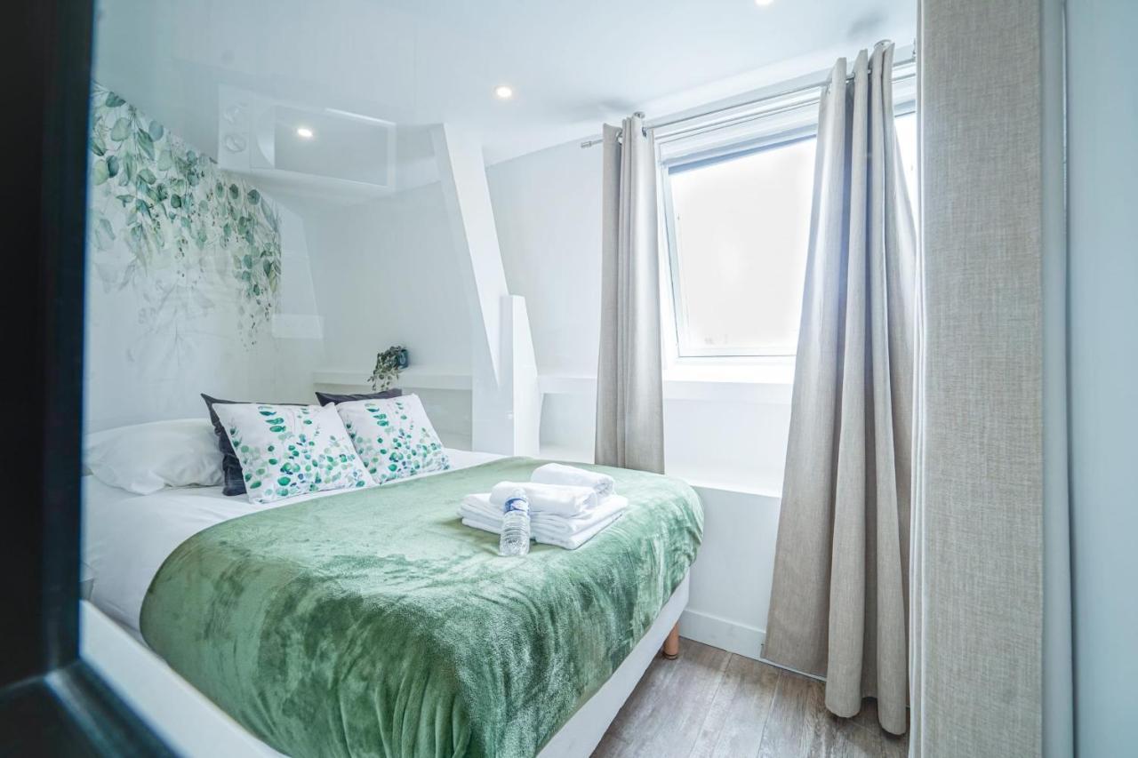 דירות Parisian Flat With Eiffel Tower View מראה חיצוני תמונה
